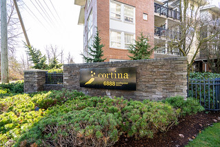 Unit 418 - 6888 Southpoint Drive - thumb