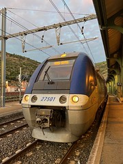 SNCF AGC ready to depart for Perpignan - Photo of Cerbère