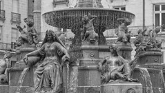 Fontaine de la Place Royale - Photo of Nantes