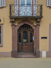 Porte à l-arc plus que complexe - Photo of Gottesheim