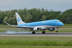 Embraer ERJ-175STD (170-200) ‘PH-EXX’ KLM Cityhopper
