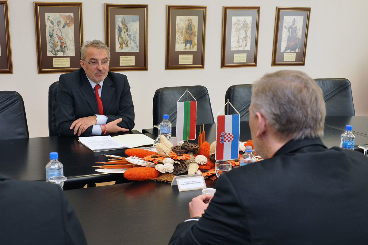 Ministar Božinović s bugarskim veleposlanikom u RH