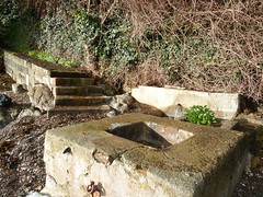 2 - Fontaine et bassin de Pont Scorff