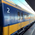 NS Carriage - blue and yellow livery