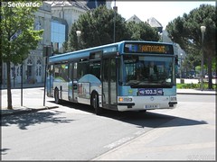 Irisbus Agora S – Keolis Châtellerault / TAC (Transports de l-Agglomération Châtelleraudaise) n°46 - Photo of Availles-en-Châtellerault