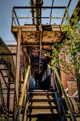 AES (MetzeSchmelz) - Urbex PhotoWalk - Stairway to Bridge - Photo of Tiercelet