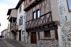 Villerest, Francia - Photo of Commelle-Vernay