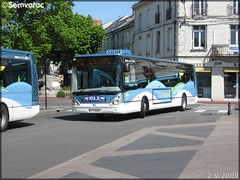 Irisbus Citélis 12 – Keolis Châtellerault / TAC (Transports de l-Agglomération Châtelleraudaise) n°64 - Photo of Usseau