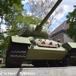 T-34/85 Walkaround (AM-00588)