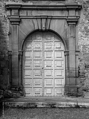 La porte du château de Rochebonne - Photo of Chamelet