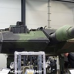 Leopard 2 A6 Walkaround (AM-00653)