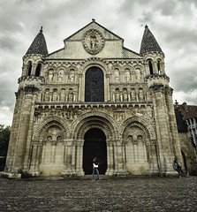 Église Notre-Dame la Grande - Photo of Béruges
