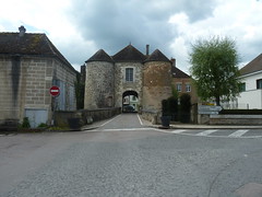 Saint Nicolas gate Ervy-le-Châtel - Photo of Chamoy