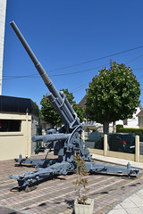 8.8cm FlaK 36 gun at Le Grand Bunker - Photo of Amfreville