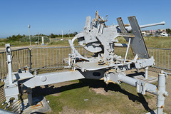 Bofors 40mm Automatic Gun L/60 at the Juno Beach Centre - Photo of Reviers