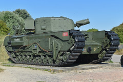Churchill Mk.IV A.V.R.E. “1 CHARLIE” - Photo of Luc-sur-Mer