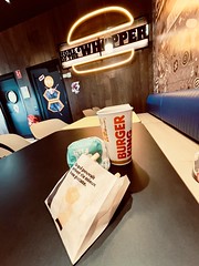 Burger king - Photo of Le Pailly