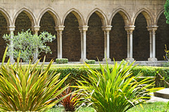 Le cloître de l'Abbaye Sainte Marie d'Arles-sur-Tech