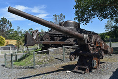 American 5-inch/38-caliber naval gun at Musée des épaves