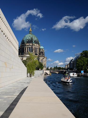 Der Berliner Dom an der Spree