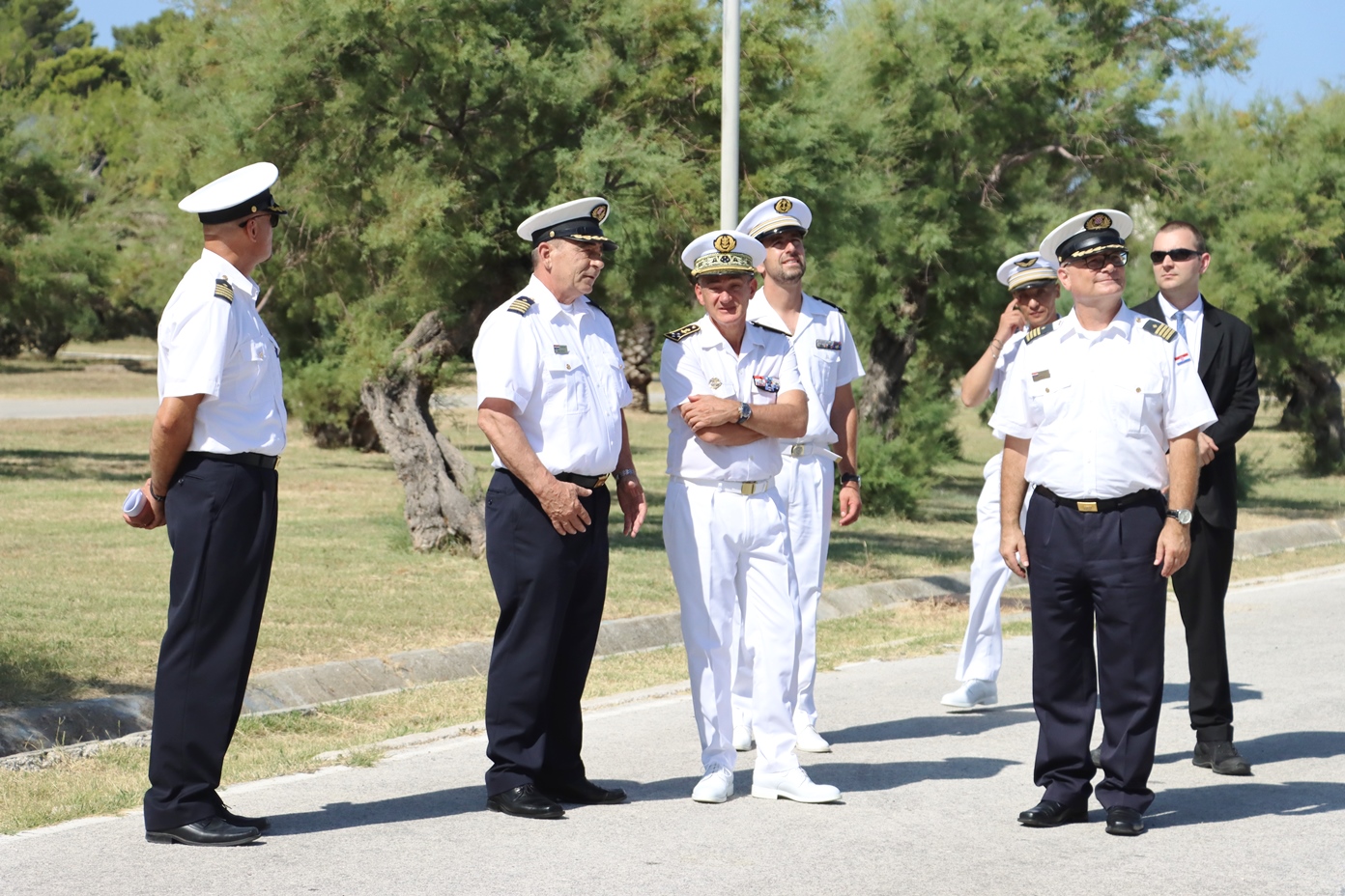 Viceadmiral Gilles Boidevezi u posjetu HRM-u