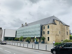 Façade avant - Médiathèque Alain-Gérard - Quimper, Bretagne, France