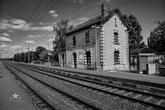 St Martin le Beau station B/W - Photo of Vouvray