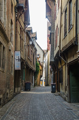 Typique rue troyenne - Rue Larivey