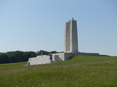 Givenchy-en-Gohelle: Canadian National Vimy Memorial (Pas-de-Calais) - Photo of Roclincourt