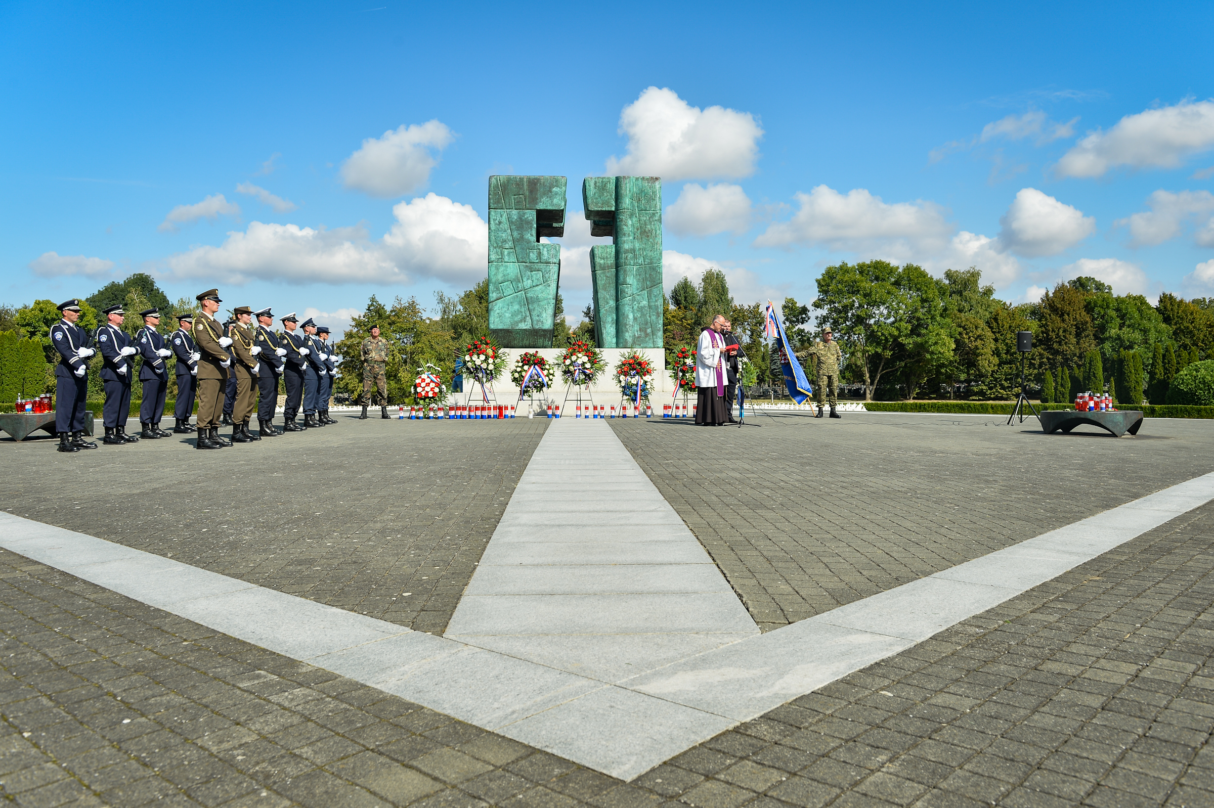 Hrvatska vojska odala počast Vukovaru i 204. vukovarskoj brigadi