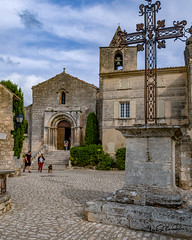Les Baux-de-Provence - Photo of Saint-Étienne-du-Grès