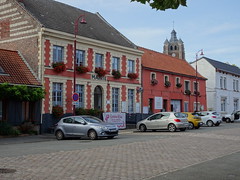 Église Saint-Étienne et Mairie de Bersée - Photo of Roost-Warendin