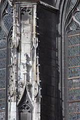 Buttress and stained glass - Photo of Hénouville