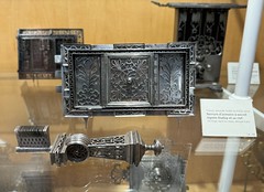 17th century lock and its super-fancy key