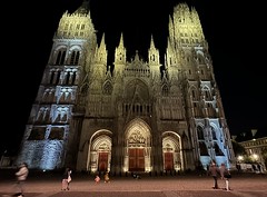 Facade at night - Photo of Grand-Couronne