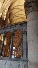 Basiliek St Rémi galerij - Photo of Ludes