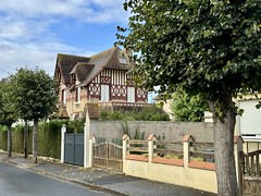 Cute house - Photo of Cabourg