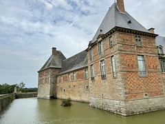 South side and moat - Photo of La Motte-Fouquet
