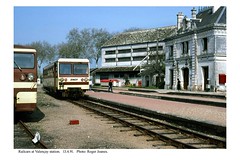 Valençay. Railcars arrived. 13.4.91 - Photo of Sainte-Cécile