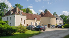 Château hétéroclite de Villefargeau - Photo of Fleury-la-Vallée