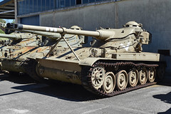 AMX-13/75 at Musée des Blindés, Saumur, France - Photo of Chênehutte-Trèves-Cunault