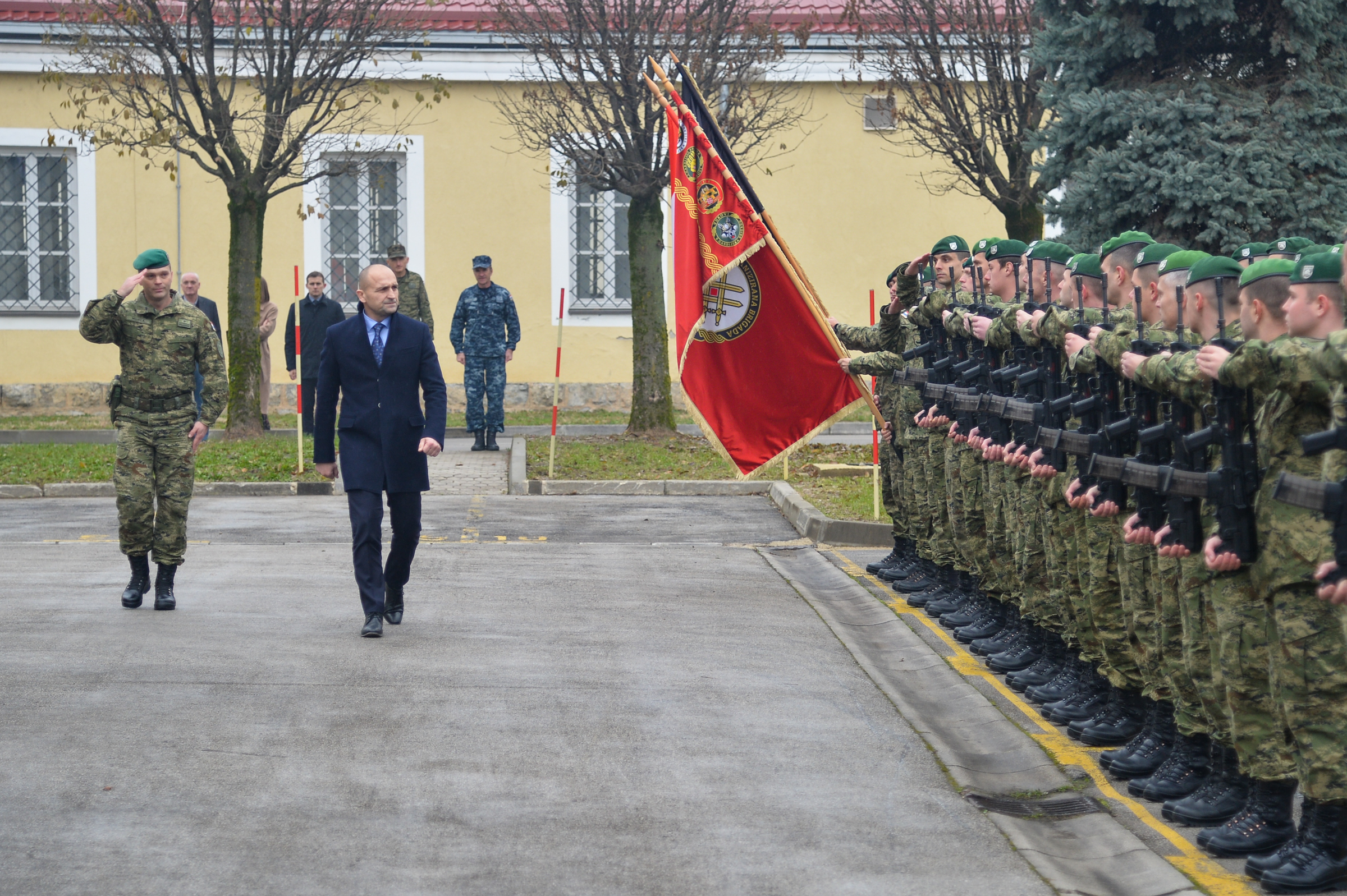 Potpredsjednik Vlade i ministar obrane Ivan Anušić u radnom posjetu HKoV-u