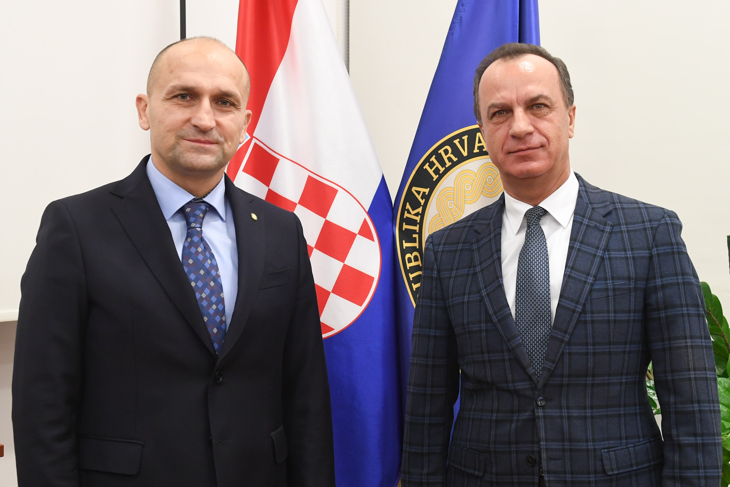 Ministar Anušić s veleposlanikom Ukrajine Kiriličem u MORH-u