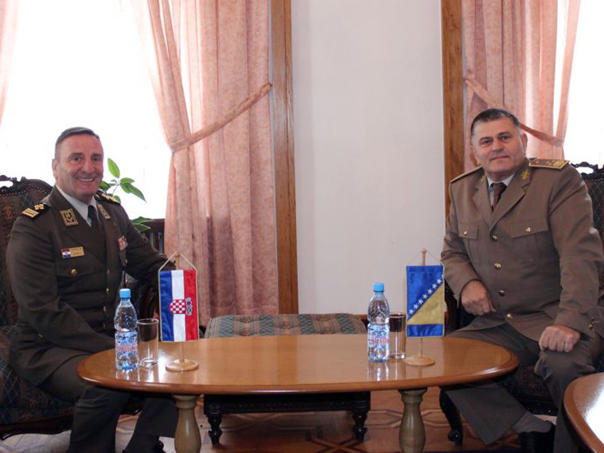 General Šundov u posjetu Oružanim snagama BiH
