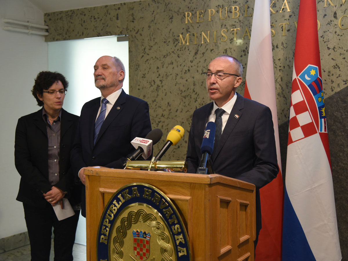 Ministar Krstičević s poljskim ministrom Macierewiczem u MORH-u