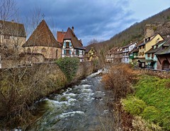 Winter water - Weiss River, Kaysersberg, Alsace, France