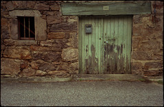 La porte verte - Photo of Empurany