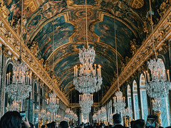 la galerie des glaces | The Hall of Mirrors