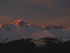 Mont Blanc at sunset - Photo of Les Chapelles