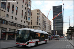 Heuliez Bus GX 337 E – Keolis Lyon / TCL (Transports en Commun Lyonnais) n°3910 - Photo of Saint-Didier-au-Mont-d'Or